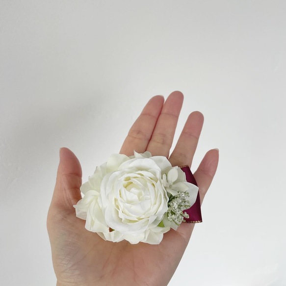 カップ咲きローズのふわふわヘアクリップ 4枚目の画像