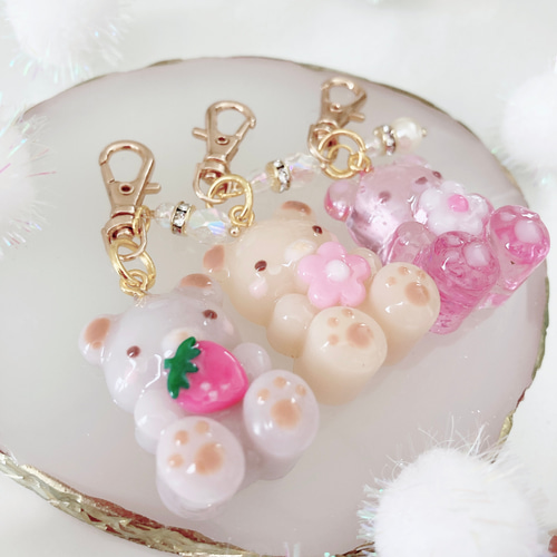 専用ページ　レジンキーホルダー　春の桜くまちゃんキーホルダー　３点 044e569c6eba1403842112f544df81