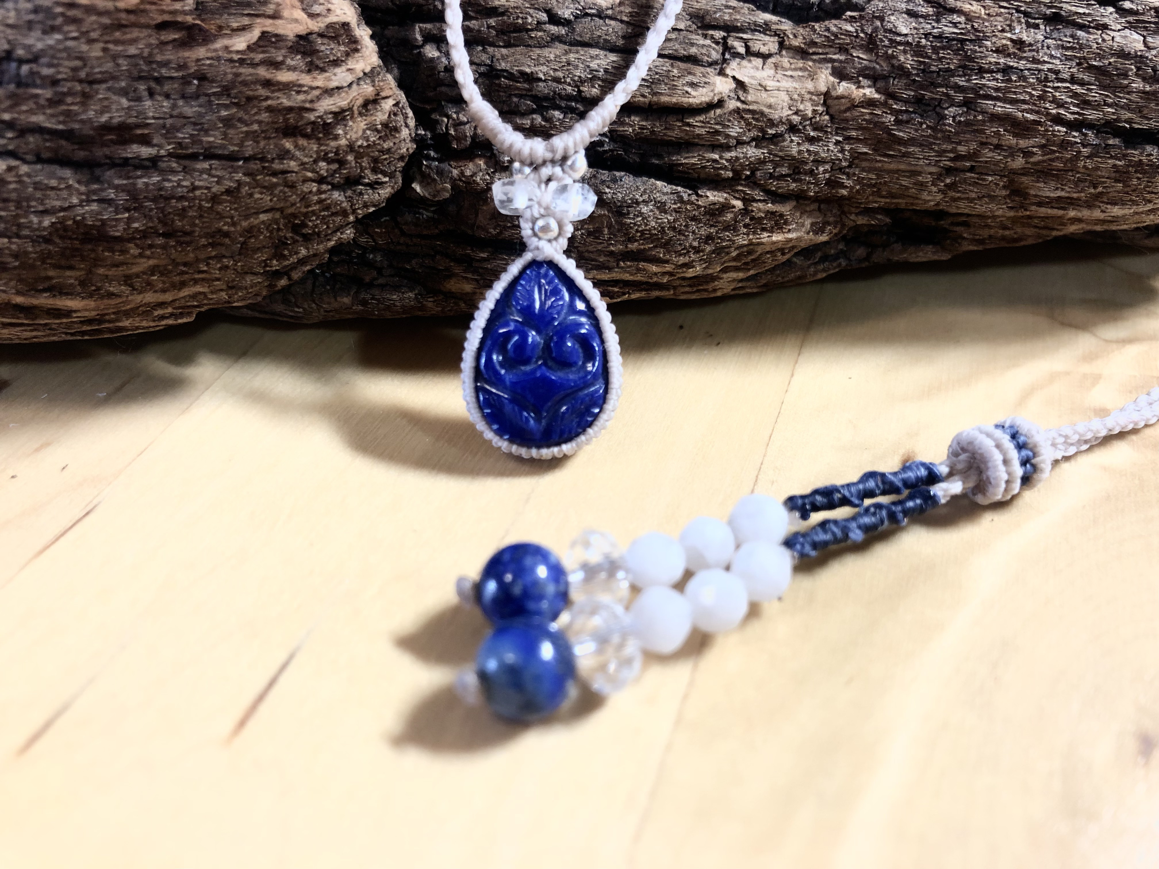 ラピスラズリカービング