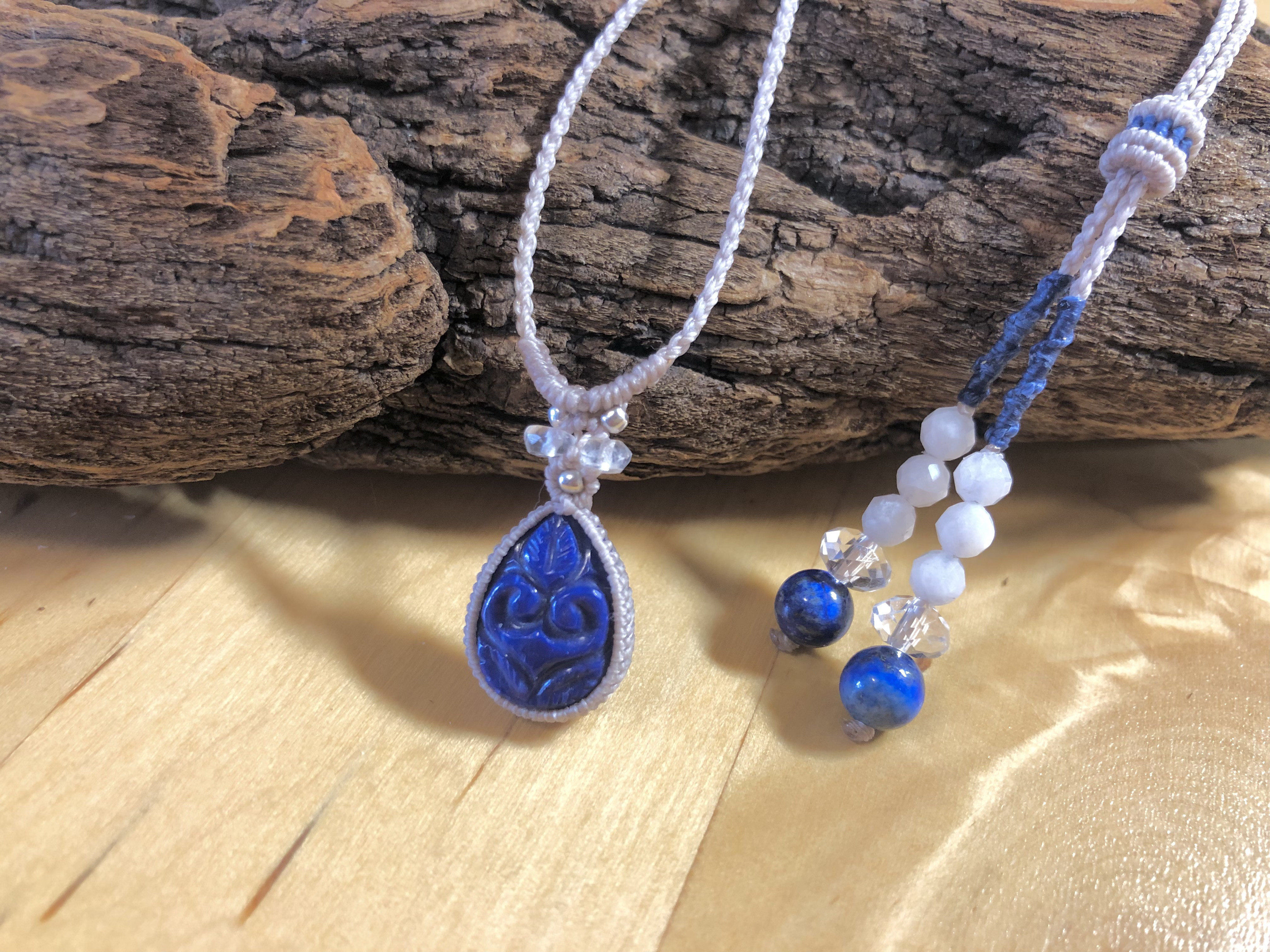 ラピスラズリカービング