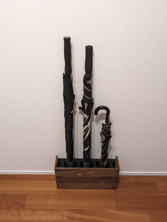 コンクリートと木の傘立て コンクリートと木の傘立て