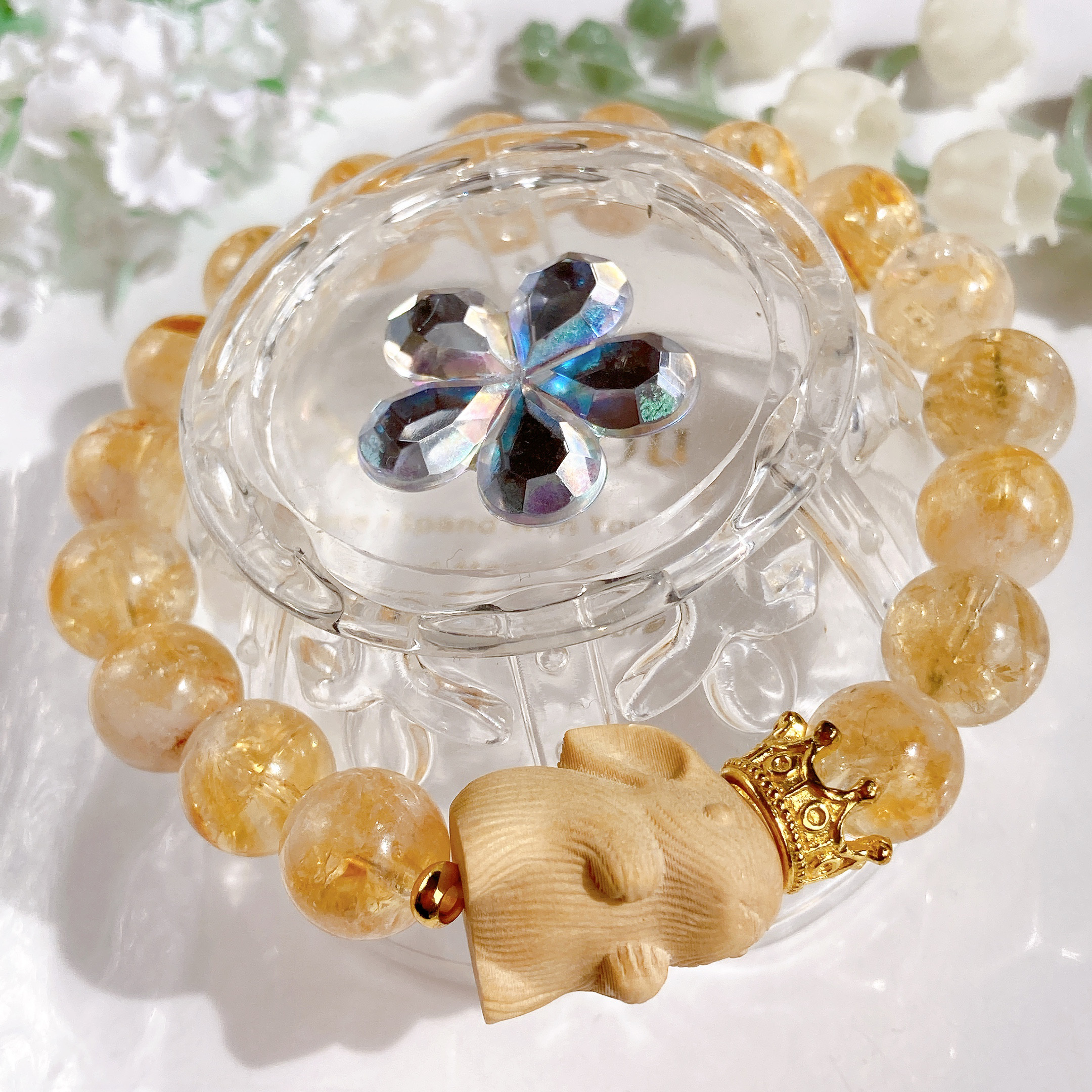 ˚✧₊⁎11月誕生石˚✧₊⁎一点のみ˚✧₊⁎王冠木製うさぎちゃんキラッキラアイリスシトリン天然石ブレスレット