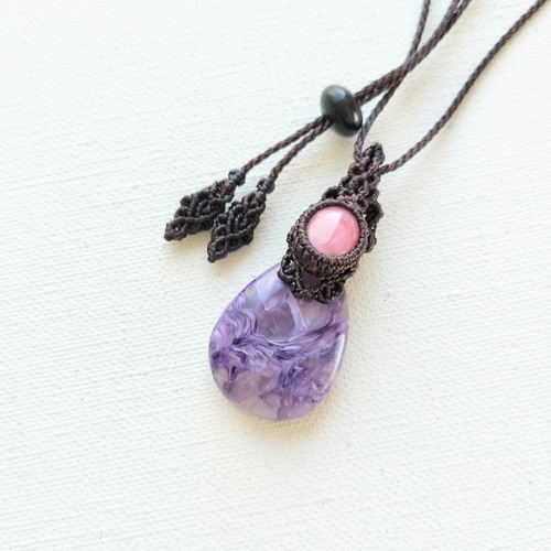 ♡チャロアイト(エンジェルシリカ)＆ロードナイト・マクラメペンダント