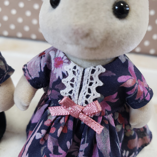 ハンドメイド シルバニアファミリーペア大人服 デートコーデ リバティ
