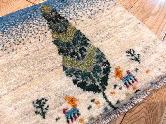 【春のミニマットキャンペーン】ペルシャ　ギャッベ　ミニマット　43x39.5cm　糸杉　アイボリー　グレー 7枚目の画像