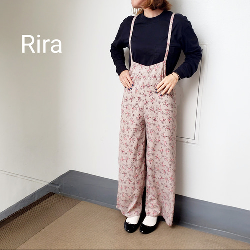 柔らかシフォンの花柄 サロペットパンツ ロングパンツ Rira 通販