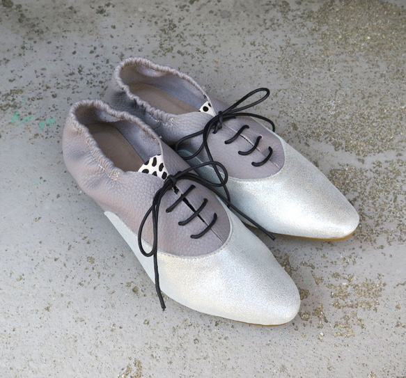 &lt;也可用作巴布奇人&gt; 橡膠高跟鞋，易於穿著且美觀的皮鞋/煙紫色 x 銀色 x 達爾馬提亞狗 第4張的照片