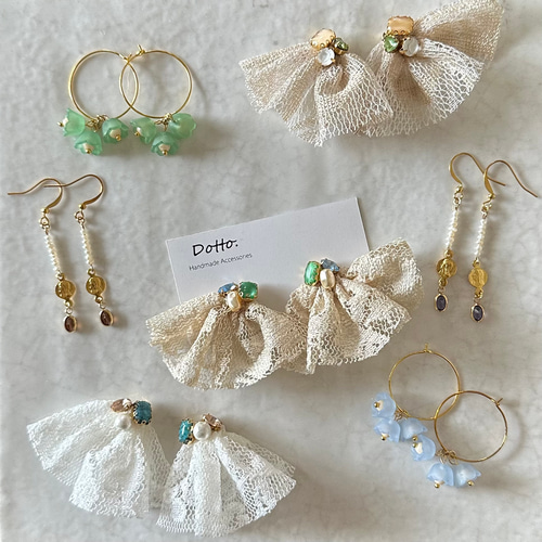 920】アクリルビーズのピアス／イヤリング
