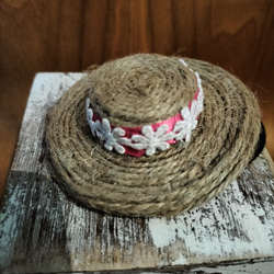 麦わら帽子のヘアーゴム 1枚目の画像