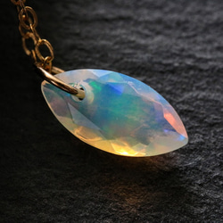 遊色爆弾】AAAエチオピア産オパールのマーキスカットネックレス✶14kgf