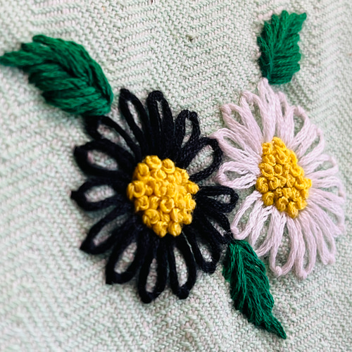 期間限定セール中】花手刺繍 コットンストール【デイジー