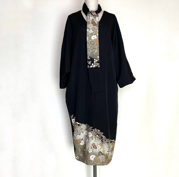 upcycled vintage kimono dress 留袖ワンピース　＜菊　リボンタイ＞ 着物リメイク 1枚目の画像