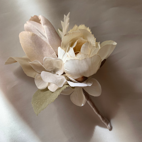 ピンクベージュのドライタッチウェディングブーケ＆ブートニア