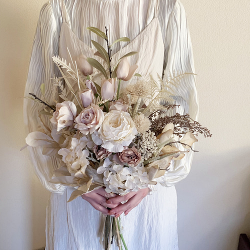 ピンクベージュのドライタッチウェディングブーケ＆ブートニア