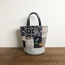 【オーダー】coffee様 ミナペルホネン/タンバリン チャコール/サコッシュ オーダー】coffee様 ミナペルホネン/タンバリン チャコール/サコッシュ