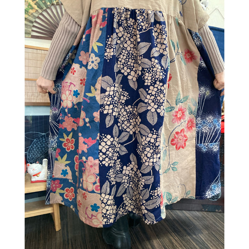 猫柄の手ぬぐいと浴衣の柿渋染めワンピース 手ぬぐいリメイク