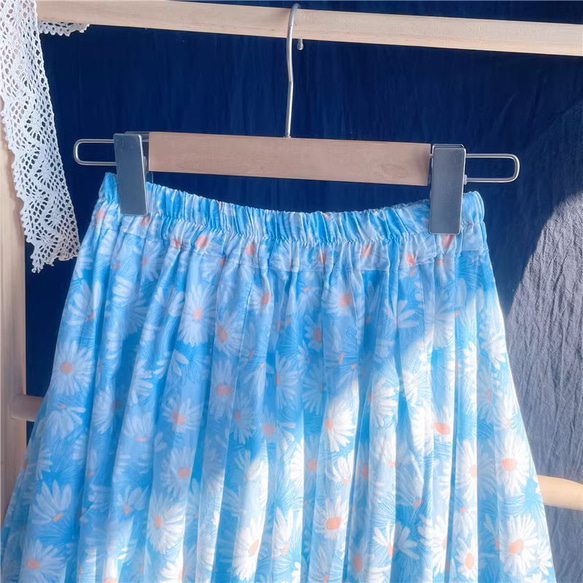 [500円割引]美しい柄 デイジー 花　コットンスカート　ギャザー 中長ロングスカート 2枚目の画像