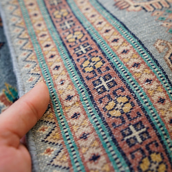 122×79cm【パキスタン手織り絨毯】 7枚目の画像