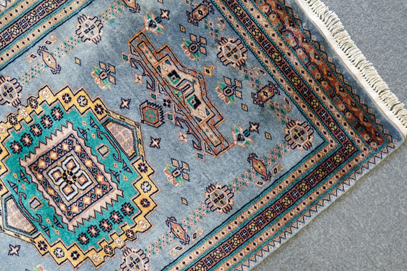 122×79cm【パキスタン手織り絨毯】 13枚目の画像