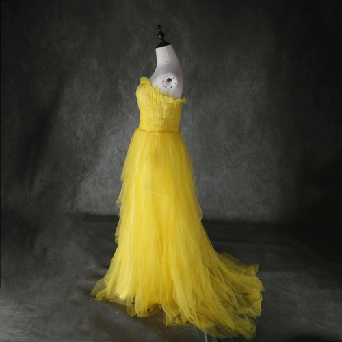 送料無料！高品質 ベアトップ カラードレス プリンセスライン 花嫁  