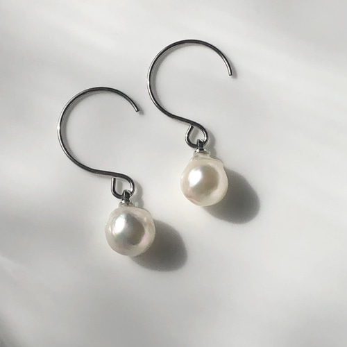一粒 あこや真珠 ドロップ パール スタッドピアス シェルピアス 綺麗 