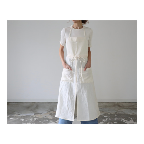 ふっくら厚み2倍のとろみダブルガーゼの前スリット美シルエット