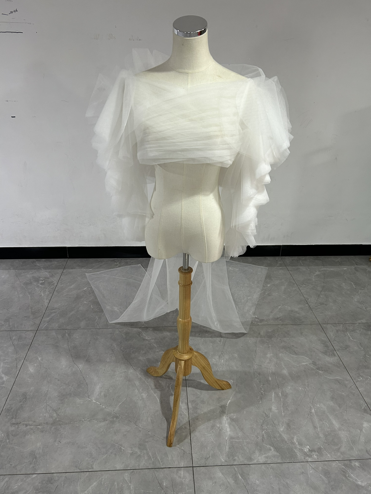 人気上昇！ホワイト トップス ソフトチュール フランス風 可愛い 結婚式