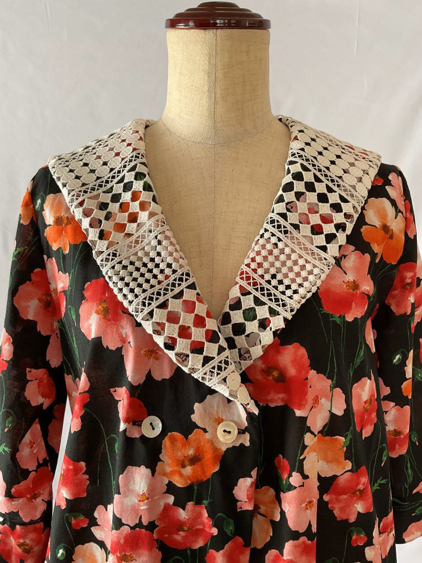 《サンプルセール》　ワンピースA・ 黒×花柄