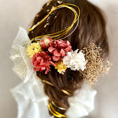 赤と黄色のドライフラワー髪飾り 金箔 水引付き 結婚式 卒業式 袴 成人