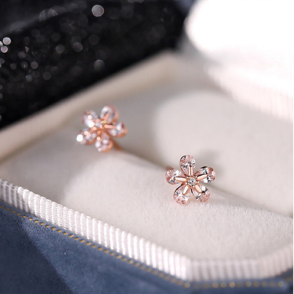 ピアス シルバー925 小ぶり 小花 ピアス 金属アレルギー対応 小さめ