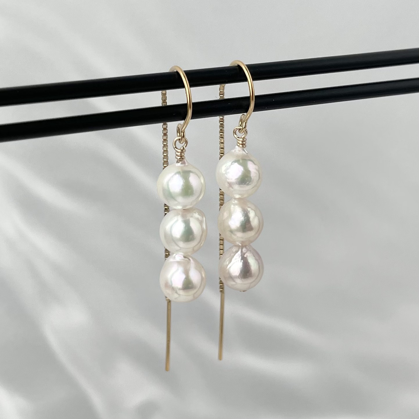 14kgf  国産あこや真珠  3連アメリカンフックピアス