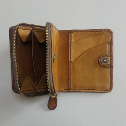ハンドメイドコンパクト二つ折り財布―5（ピット槽鞣し馬胴オイルレザー。） 2枚目の画像