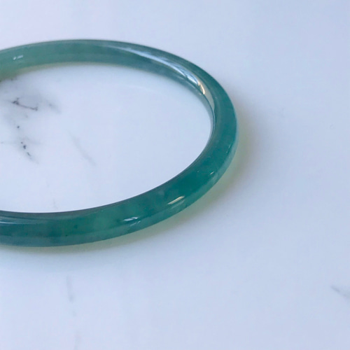 B810-050】ジェイド 翡翠 ヒスイ バングル 一点もの 希少 B810-050】ジェイド 翡翠 ヒスイ バングル 一点もの 希少