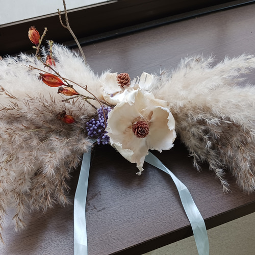 (送料無料)ドライフラワークレッセントリース　パンパスグラスと、 送料無料）ドライフラワークレッセントリース パンパスグラスと