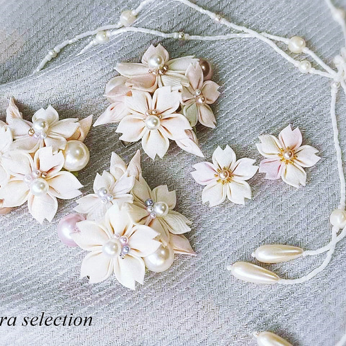 ⚜ 桜ヘッドドレス 正絹髪飾り つまみ細工 / 薄ピンク