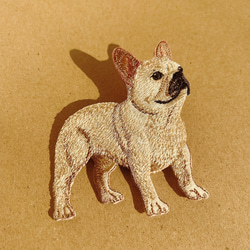PRADA 犬刺繍 ナイロンポーチ フレンチブルドッグ heliosholding_kankan-m42-2710