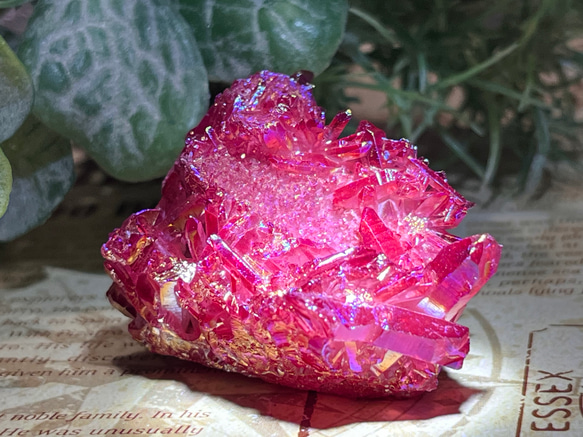 七色の夢✨　レッド　オーラ水晶　クリスタル　クラスター　原石 4枚目の画像