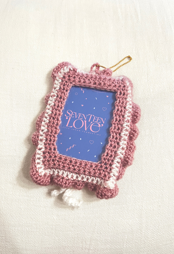 トレカケース カバー B8サイズ [ホワイト・ピンク・リボン] 編み物 毛糸デコ 2枚目の画像