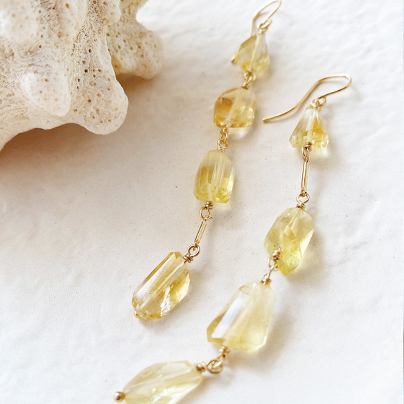 タンブルカットシトリン 【Citrine】　14kgf ロングピアス　 2枚目の画像