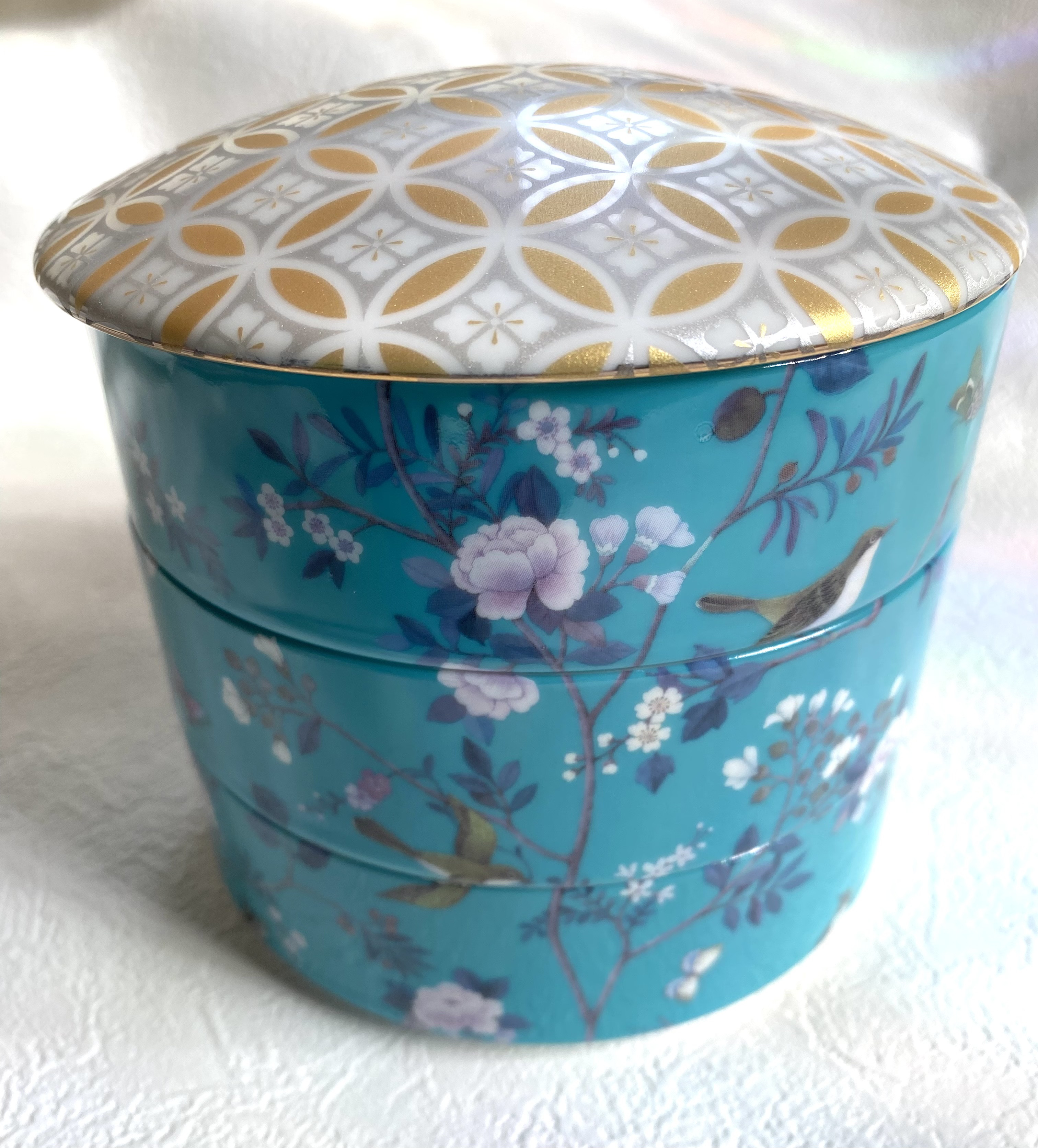 シノワズリの三段重・ターコイズ