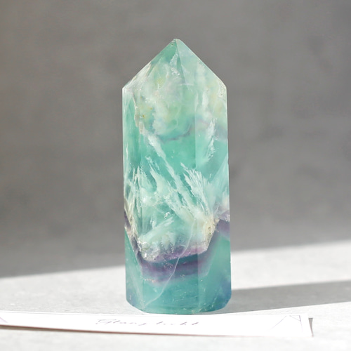 エンジェルフェザーフローライト 六角柱 ポイント 天然石 蛍石