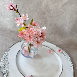桜のアレンジメント　オーロラ花瓶付き　造花　サクラ　シャボン玉 3枚目の画像
