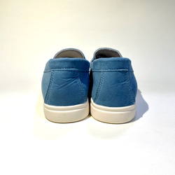 麂皮合成革風格純色雙色懶人鞋（薩克斯 x 霧面海軍藍）22.0cm~26.0cm 第5張的照片