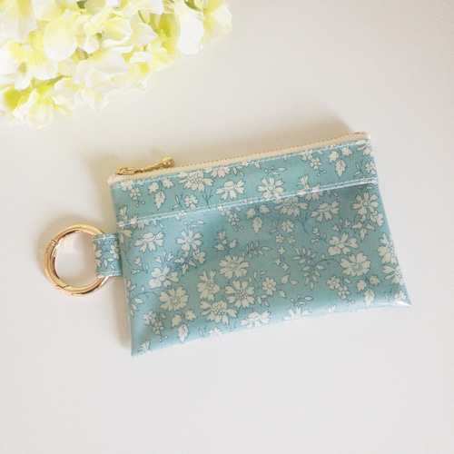 カラビナ付きPVCクリアポーチ＊リバティ ラミネート＊カペル（Capel