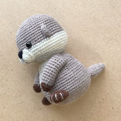 く*み様 カワウソ☆あみぐるみ☆ぬいぐるみ☆ハンドメイド 値下げ交渉OK♪】カワウソ あみぐるみ ぬいぐるみ ハンドクラフト