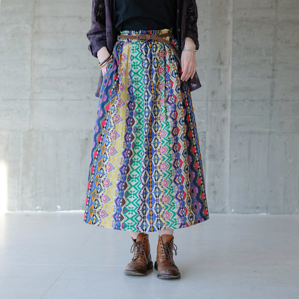 ふわりカラフル！軽くて涼しいインド綿ギャザースカート （24s-09）ブルー 1枚目の画像