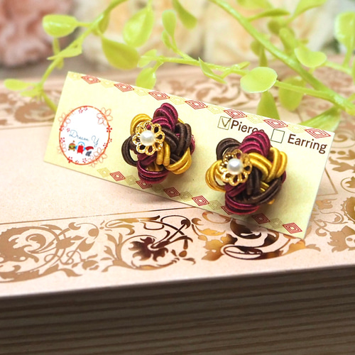 花結び 紅 水引アクセサリー 《ピアス/ イヤリング》 イヤリング
