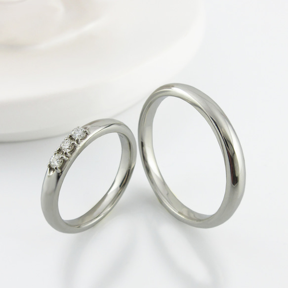 プラチナ シンプルライン 天然ダイヤモンドの美しい輝きが際立つ マリッジリング 結婚指輪 ペア価格 ペアリング 美輪宝石 6枚目の画像