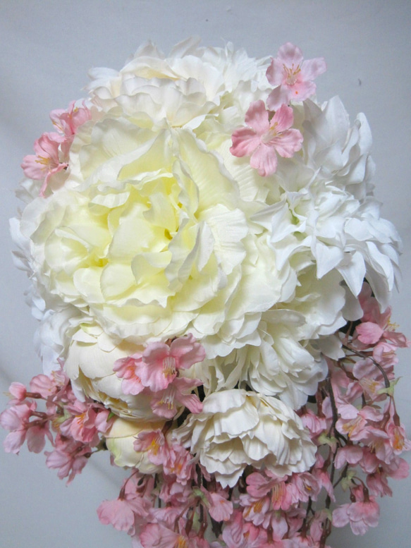 桜のキャスケードブーケ♪ブートニア付き♪生花みたいに綺麗な造花です♪高品質なのに安い 7枚目の画像