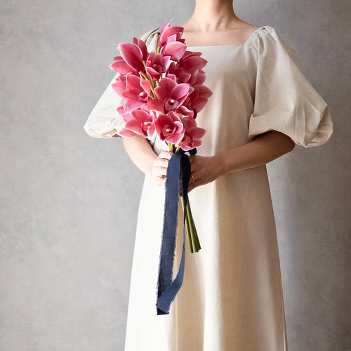 Amazon｜ウエディングブーケ ブートニア 花嫁ブーケ バラ